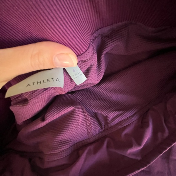 Athleta- Womens Midtown Skort in Plum- Size 4 - Picture 7 of 7